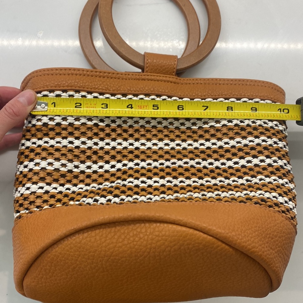 Handbag - Picture 4 of 5